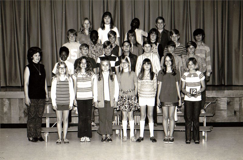 Ms. Dodgen's Sixth Grade Class, Sunset Valley Elementary, 1971-72